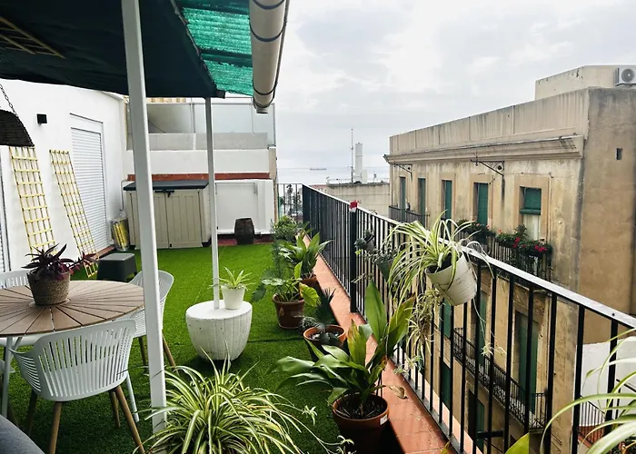 Atico Con Gran Terraza Y Vistas Al Mar