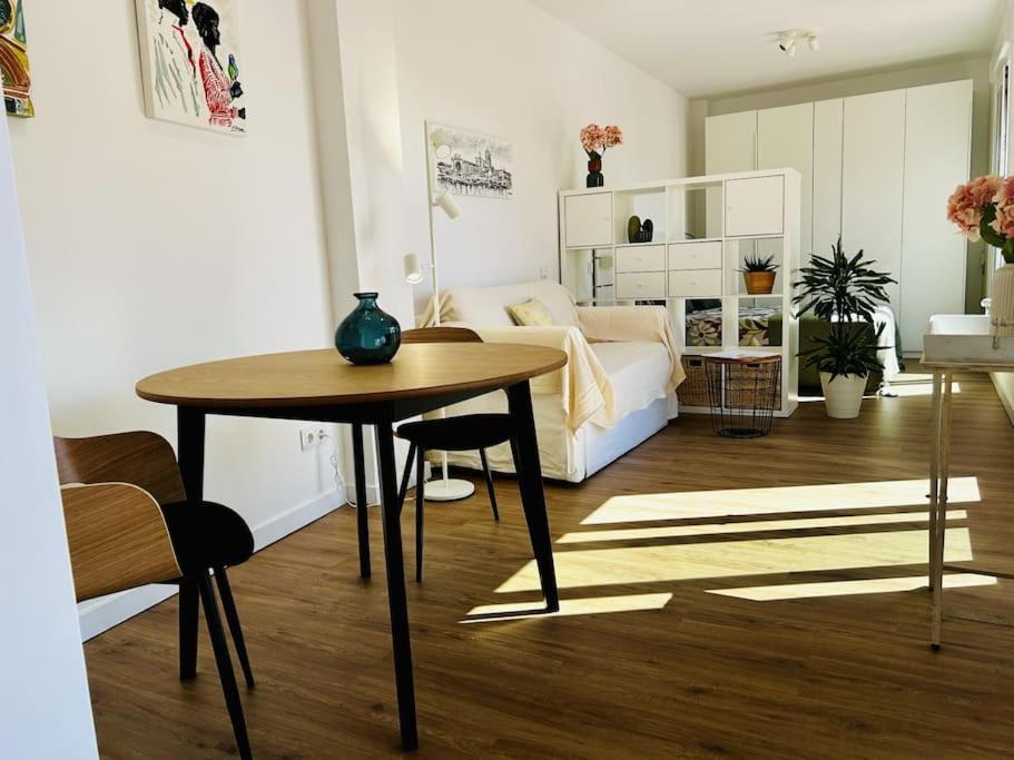 Apartamento Atico Con Gran Terraza Y Vistas Al Mar