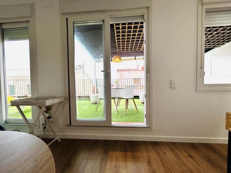 Apartamento Atico Con Gran Terraza Y Vistas Al Mar Tarragona