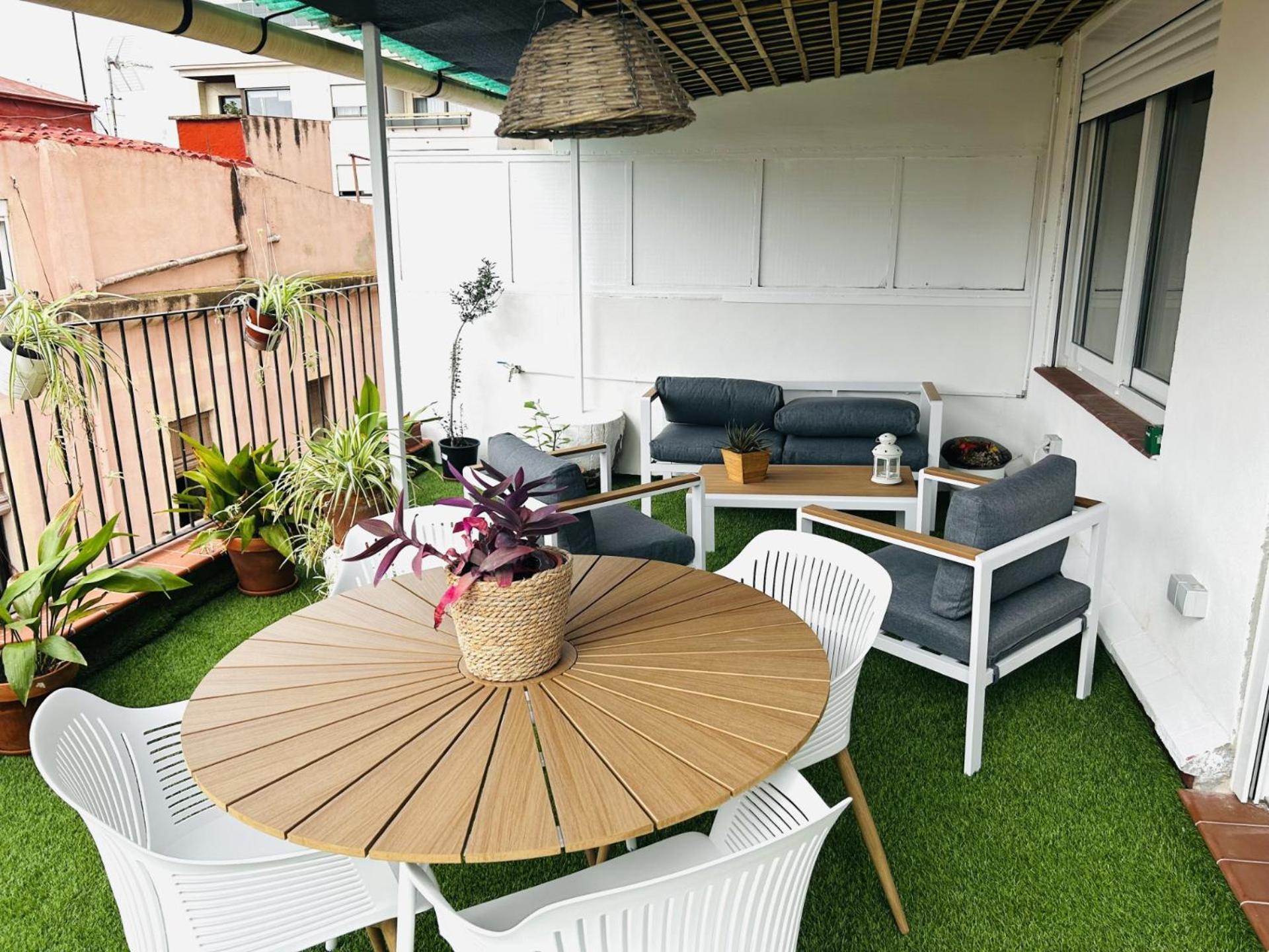 Apartamento Atico Con Gran Terraza Y Vistas Al Mar